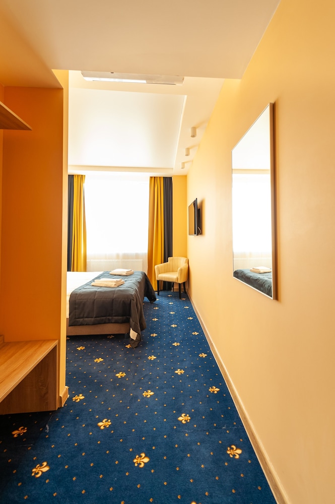 Standard Double Room photo 3