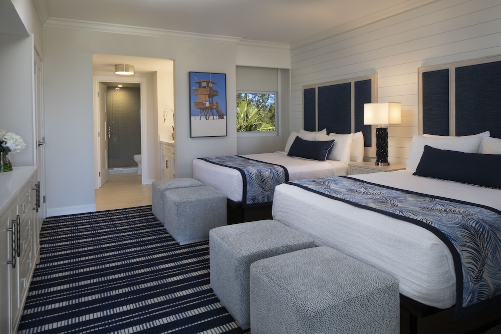 Deluxe Suite, 2 Bedrooms, Accessible, Golf View photo 2
