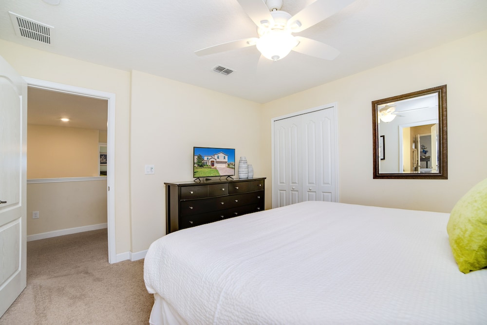 Villa (Multiple Bedrooms)