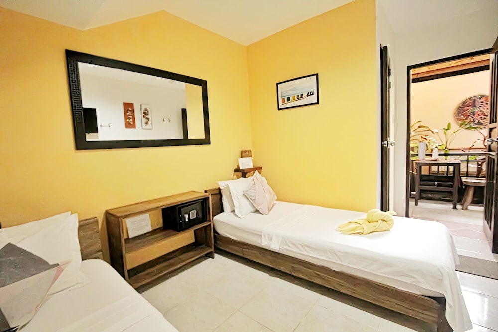 Standard Twin Room photo 3