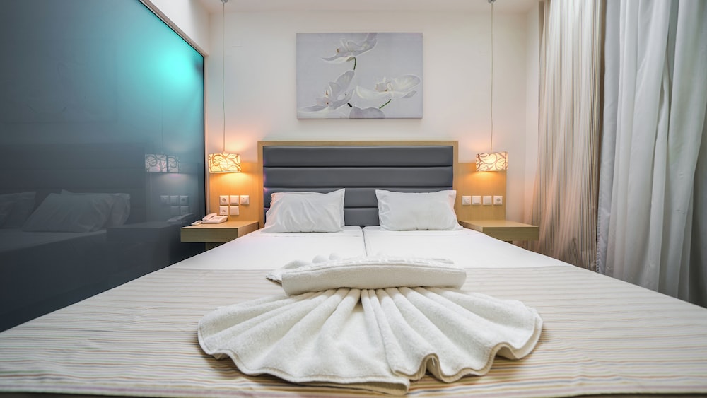 Standard Room with Mountain View