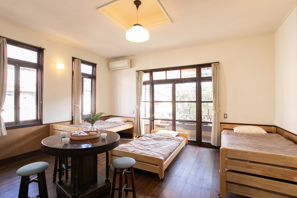 2F Western-Style Triple room, Non Smoking (Restrooms are only on the 1st floor) photo 2