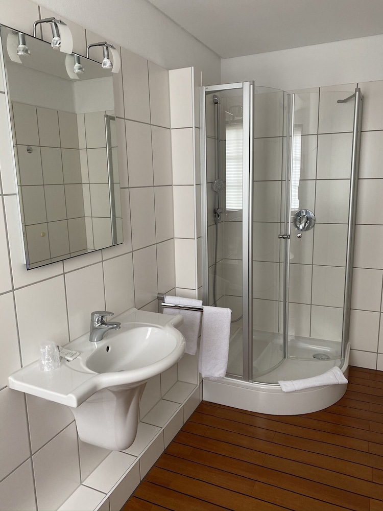 Business Triple Room photo 3