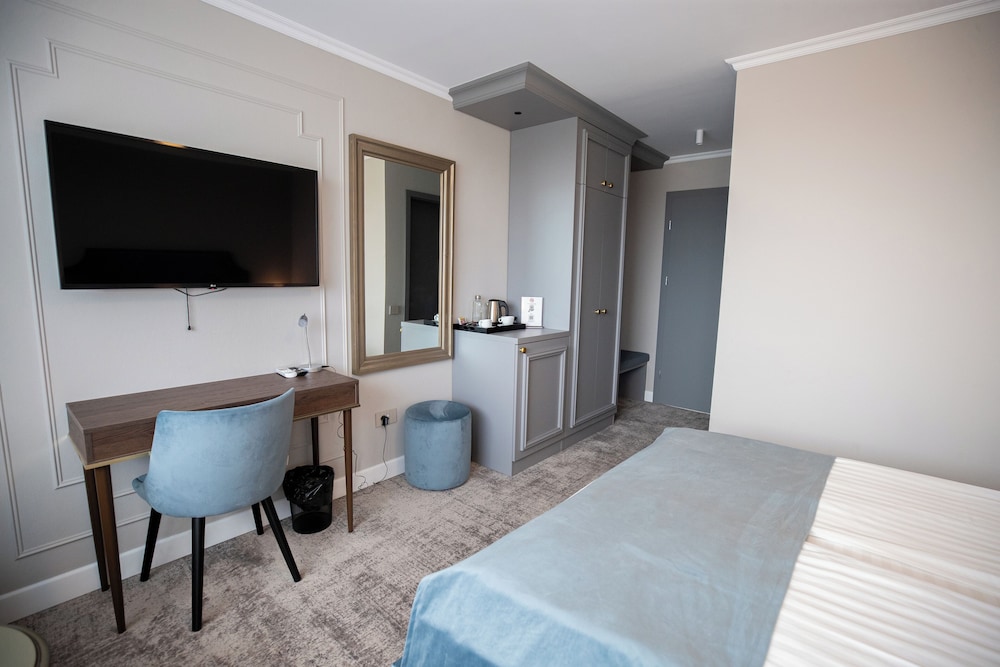 Standard Double Room, 1 Queen Bed photo 3
