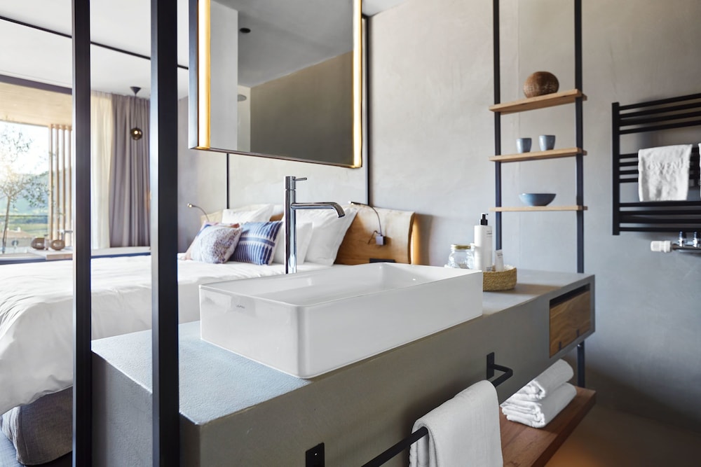 Suite, Balcony (Loewe) photo 3