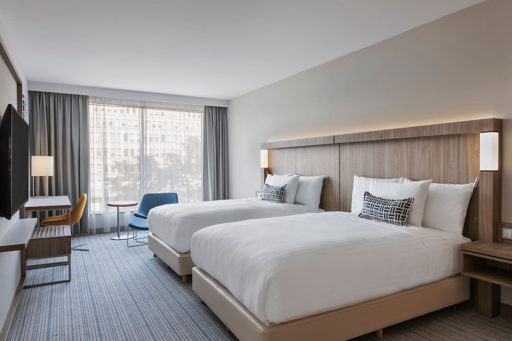 Room, 2 Double Beds, City View - Photo 1