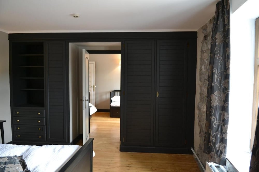 Standard Quadruple Room, River View photo 3