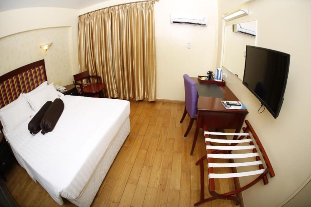 Standard Double Room photo 3