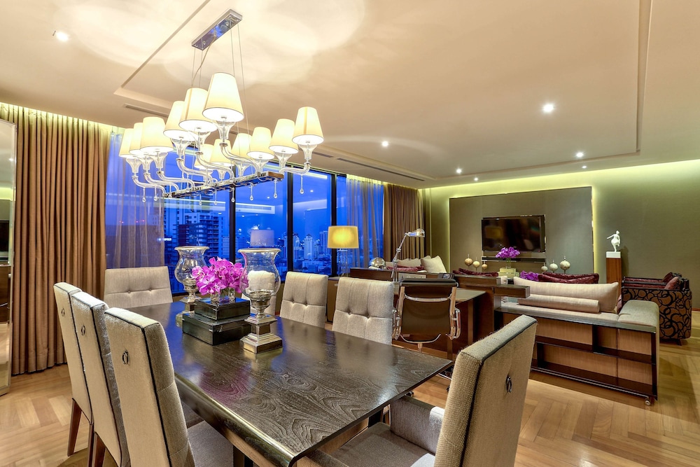 Hilton, Presidential Suite photo 3