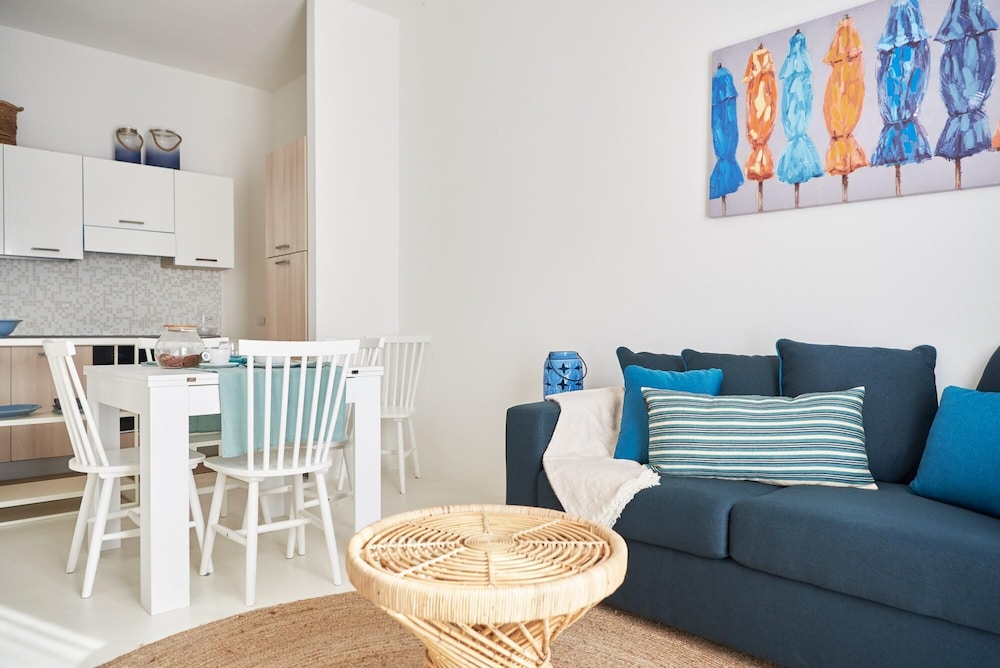 Apartment photo 1