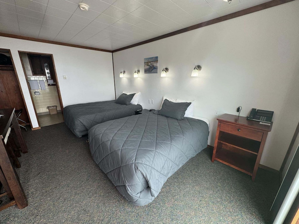 Deluxe Room, 2 Double Beds, Ocean View, Oceanfront