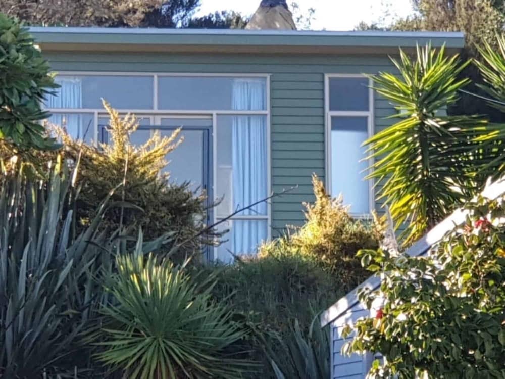 Family Cabin, Bay View