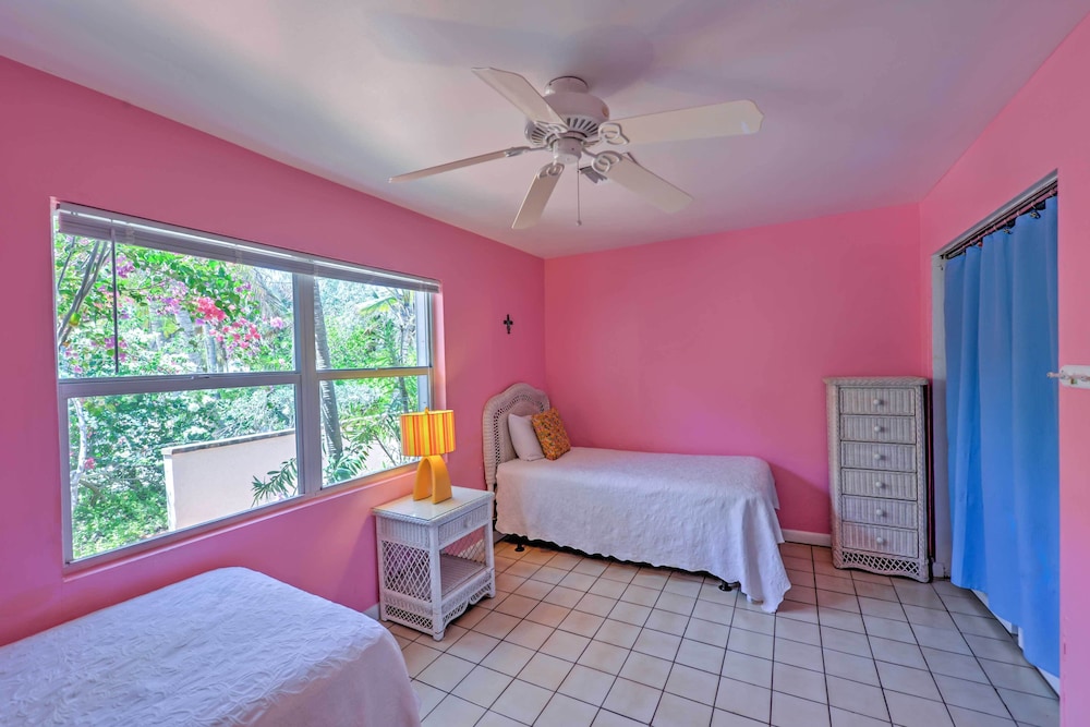 House (4 Bedrooms) photo 1