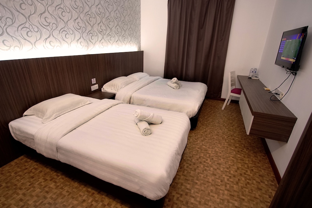 Deluxe Family Quadruple Room - Photo 2