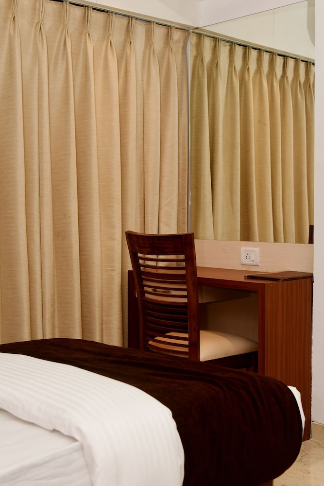 Super Deluxe Room - Photo 5