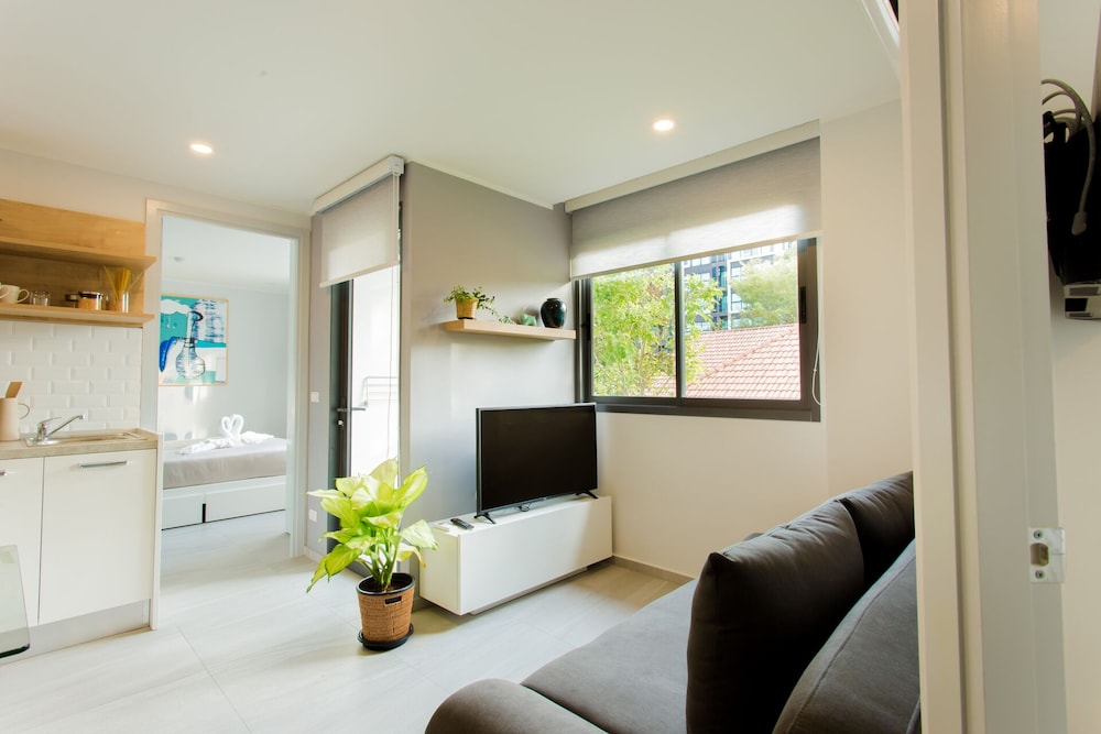 Family Apartment photo 2