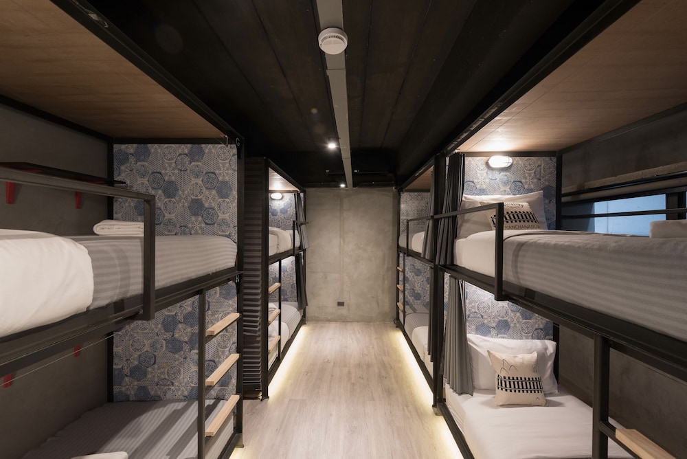 Shared Dormitory, Mixed Dorm, Shared Bathroom (6 Beds) photo 3