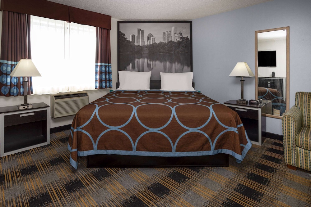 Suite, 1 King Bed, Non Smoking - Photo 1