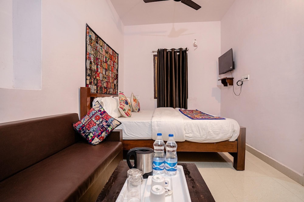 Standard Room - Photo 1