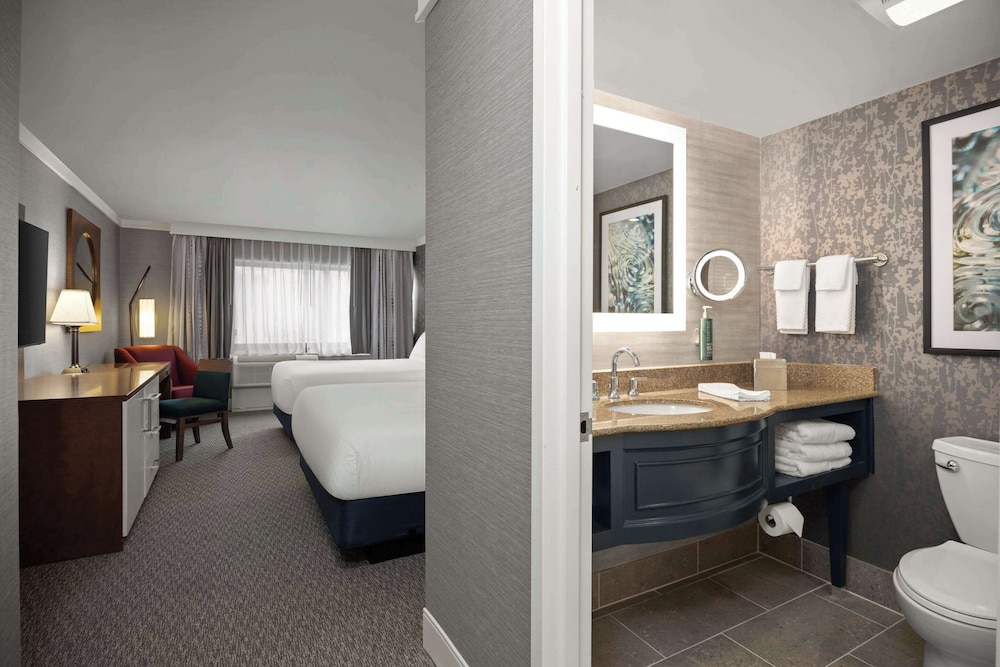 Suite, 2 Queen Beds, Non Smoking - Photo 1