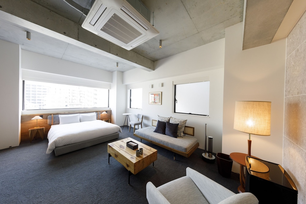 Mei Suite - Photo 1