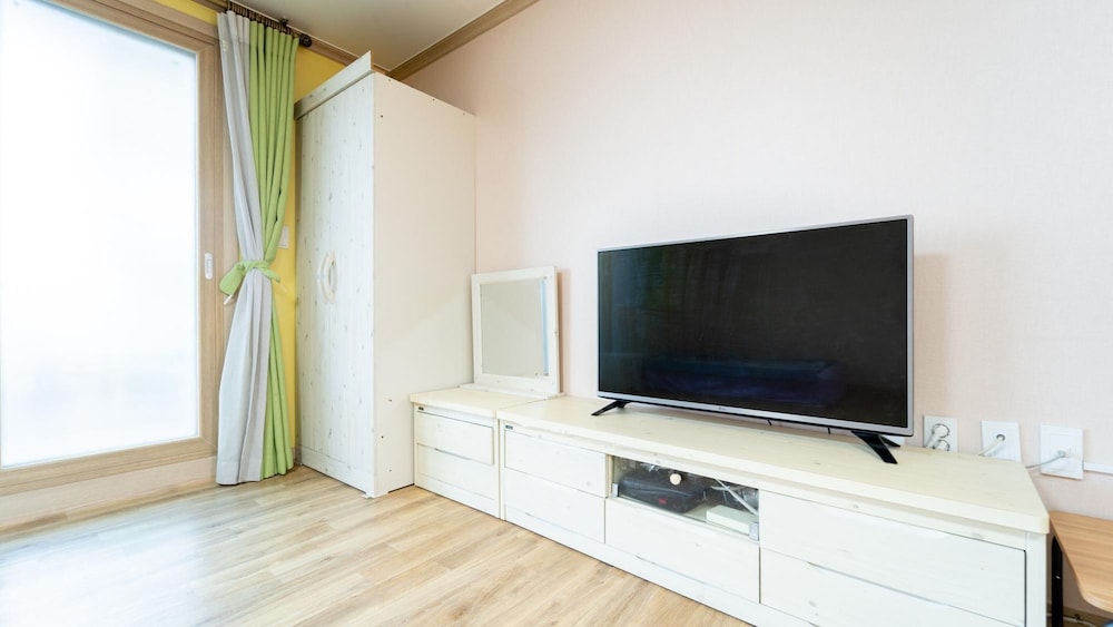 Basic Room, 1 Bedroom (203ho) photo 3
