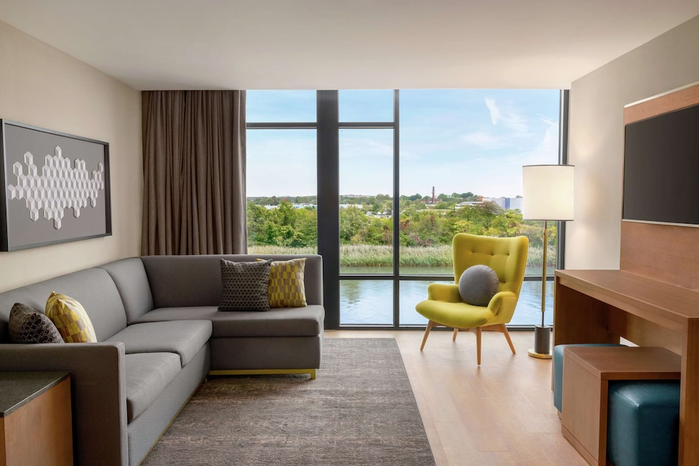 Suite, 1 King Bed, Accessible (Hearing) - Photo 1