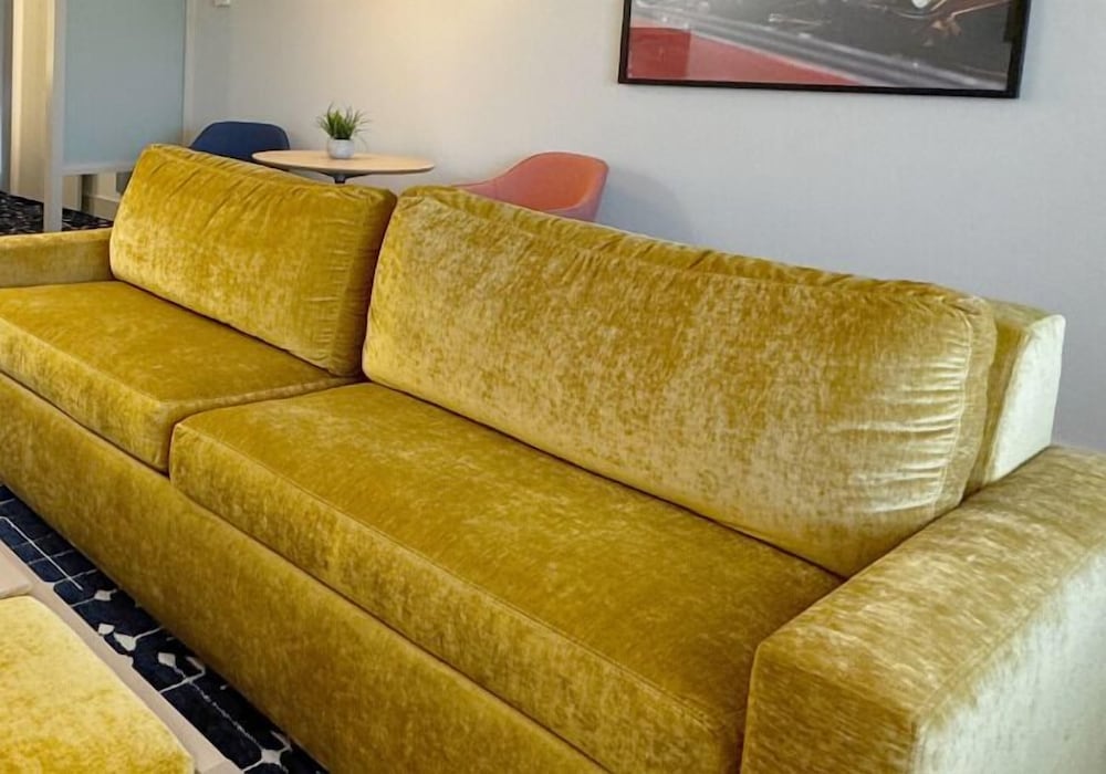 Deluxe Room, 1 King Bed with Sofa bed