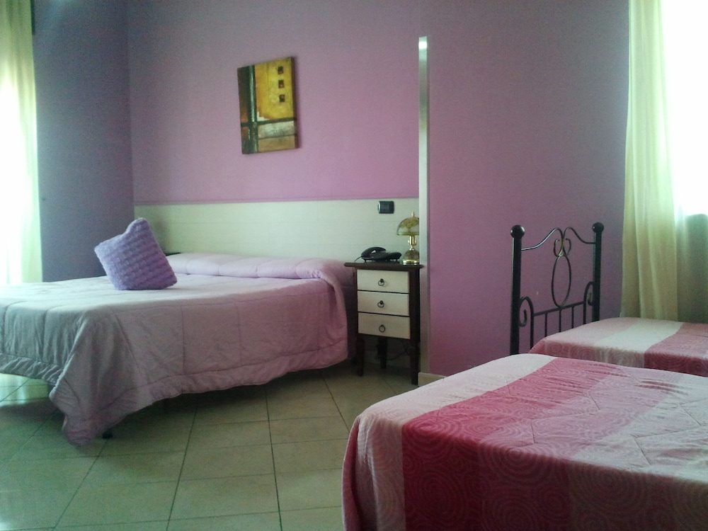 Quadruple Room photo 2