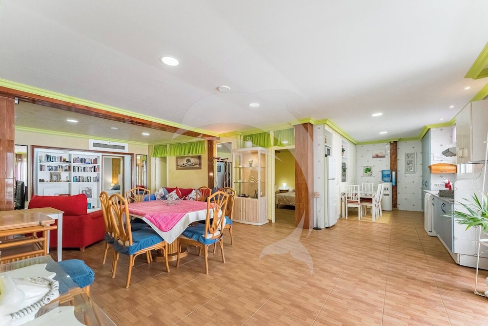 Apartment, 2 Bedrooms, Patio