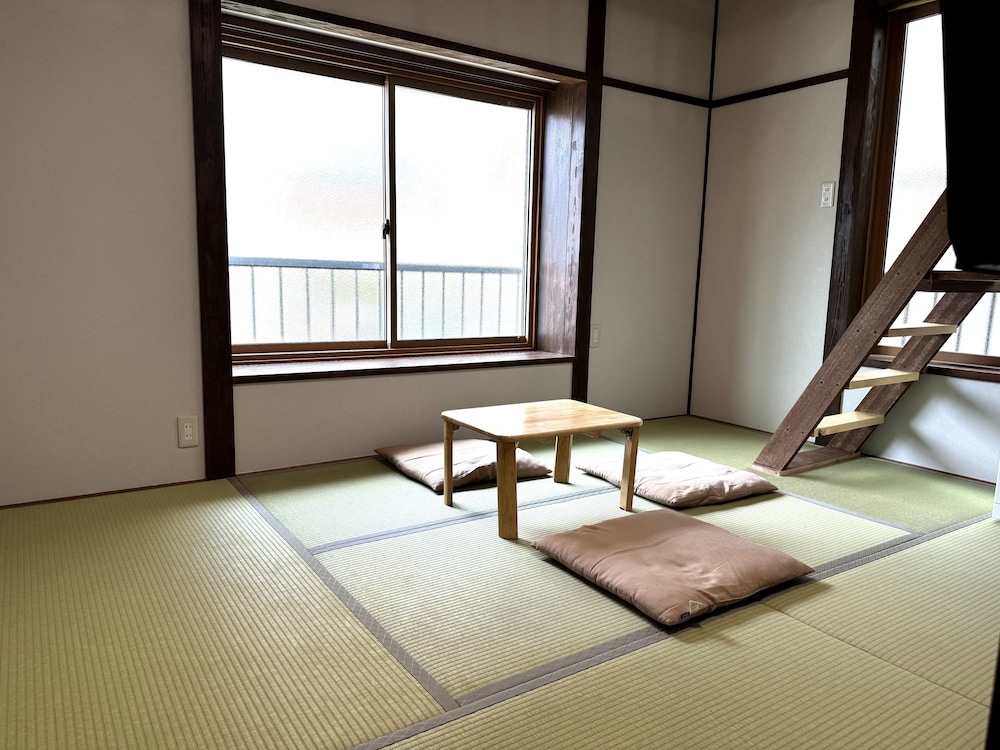 Japanese-Style Room 107 ft2 with 88 ft2 loft, Shared Toilet and Shared Bath (No parking is provided) photo 3