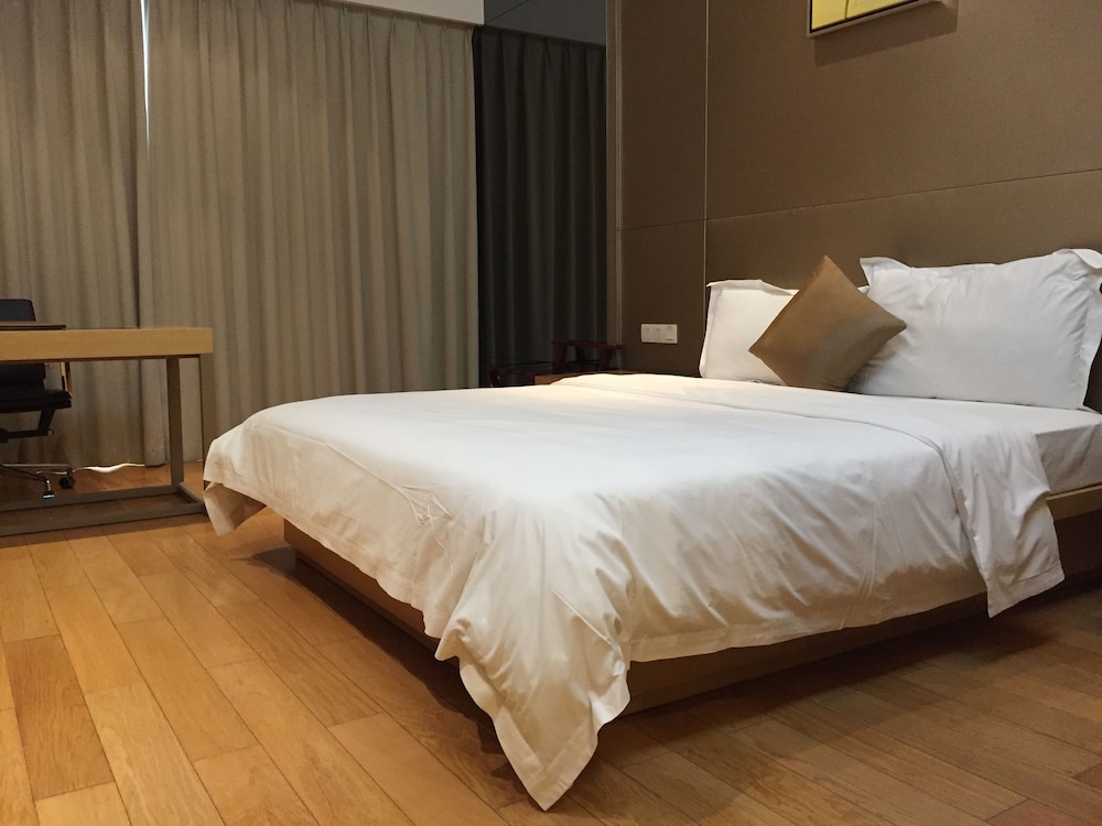 Superior King Room photo 2