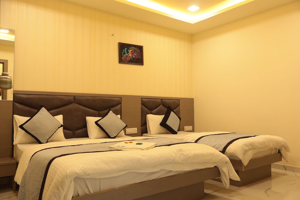 Family Twin Room