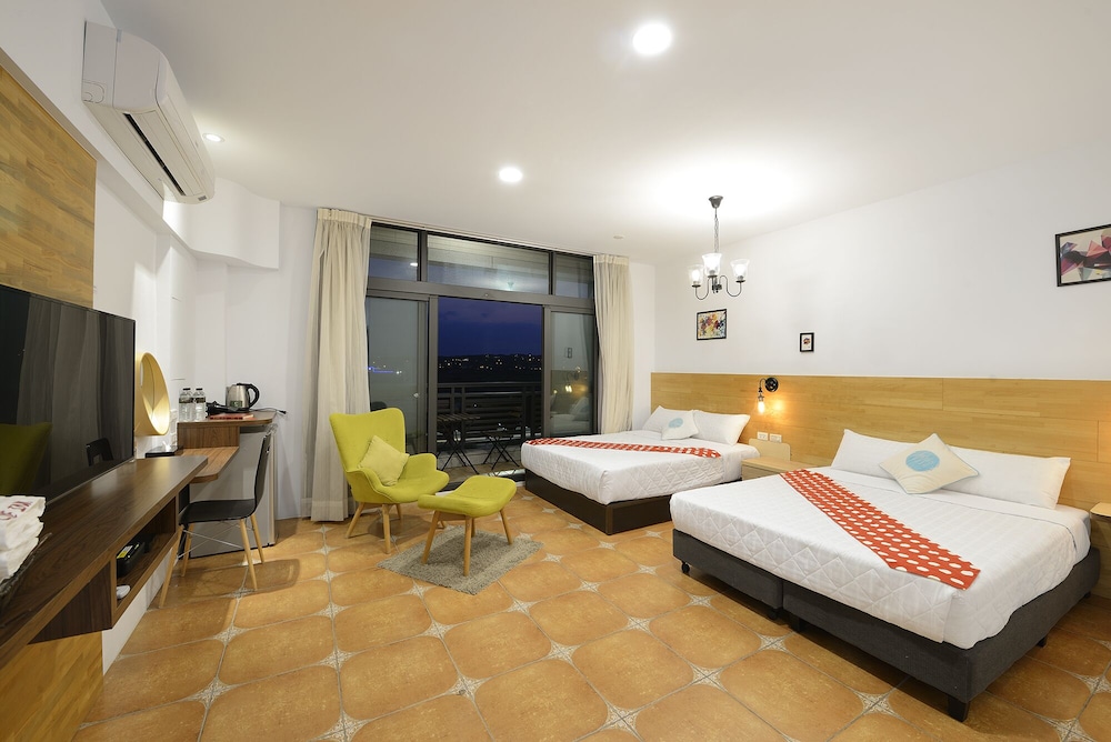Family Suite, 2 Double Beds, Accessible