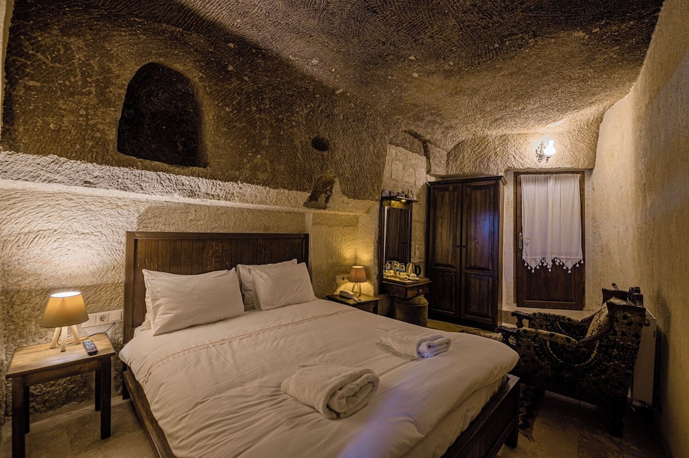 Standard Double or Twin Room photo 2