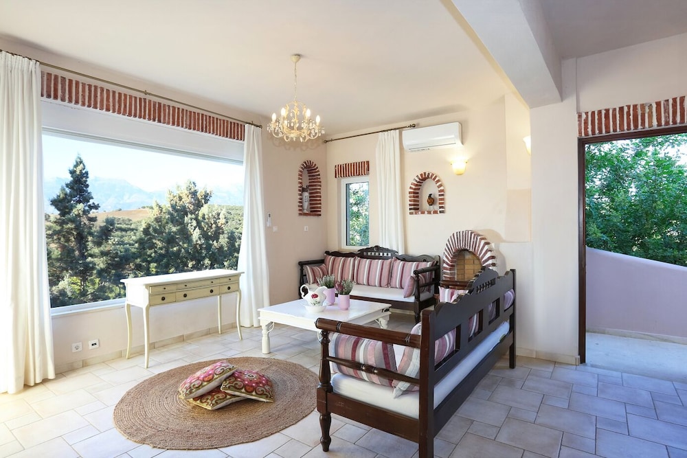 Standard Villa photo 3
