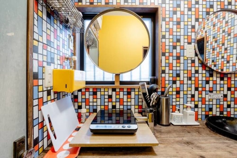 Superior Japanese Style Room with Shared Bathroom (Rainbow) photo 3