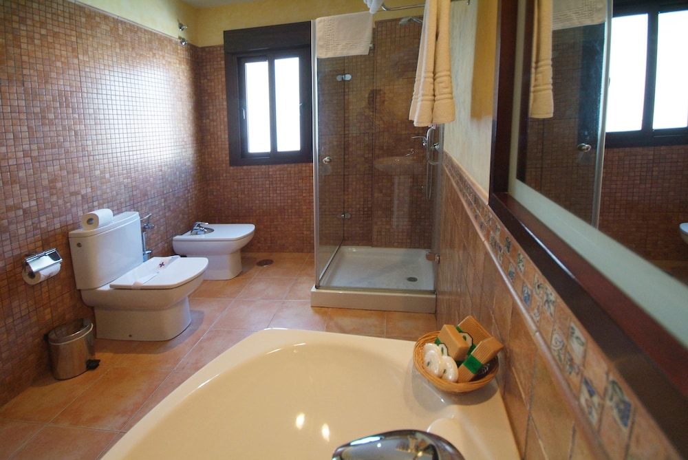 Apartment, 2 Bedrooms (For 3 People - Tickets To Caminito Del Rey Included) - Photo 5