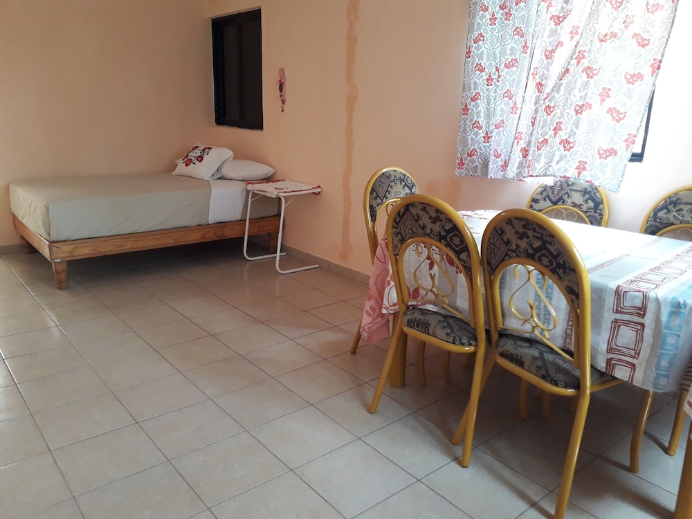 Basic Room, 1 Bedroom, Non Smoking, Ensuite photo 3