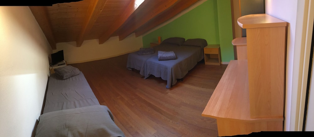 Triple Room, Ensuite