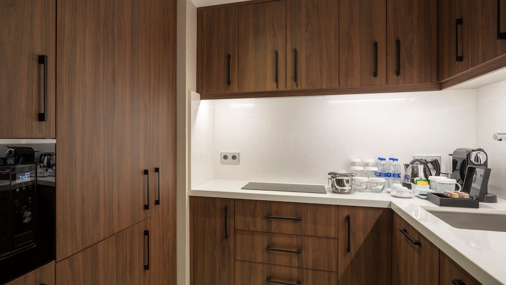 Two Bedroom Deluxe Suite with Kitchen, Bosphorus View