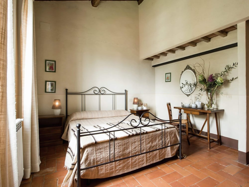 Villa photo 3