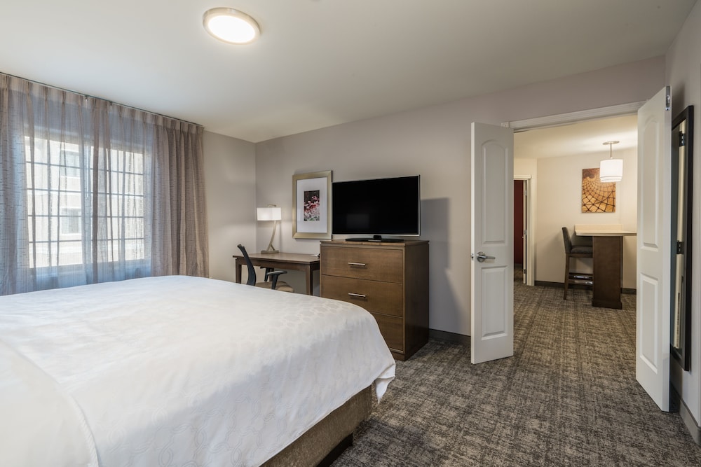 Suite, 1 Bedroom, Accessible (Communications)