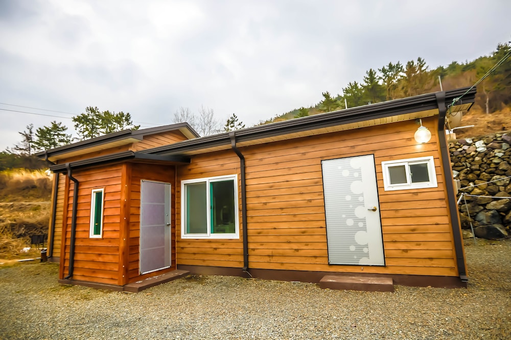 Wood House photo 2