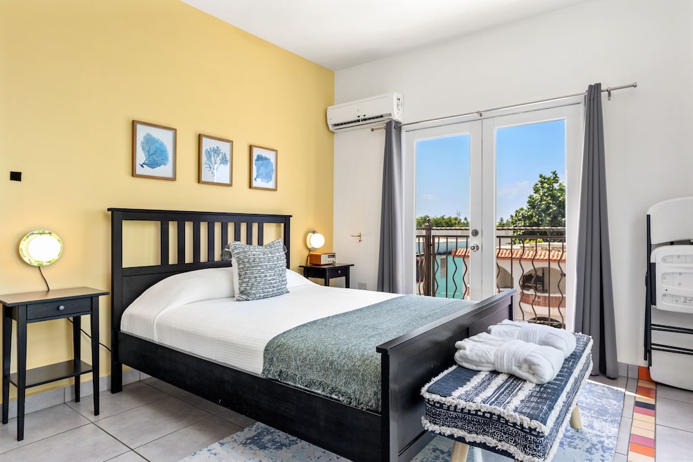 Room, Balcony, Garden View photo 1
