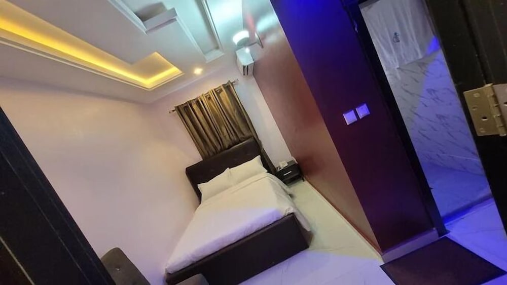 Standard Room, Courtyard View