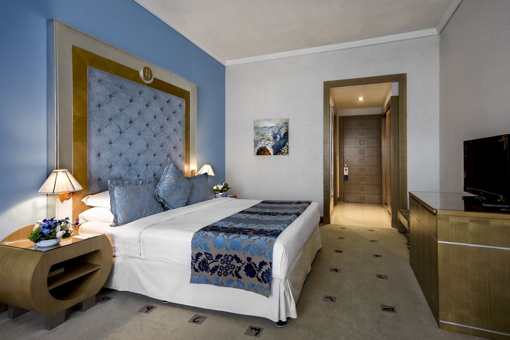 Standard Room, City View photo 2