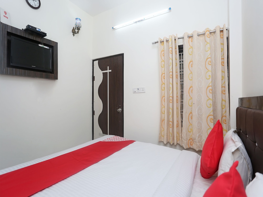 Double Room, 1 Queen Bed photo 2