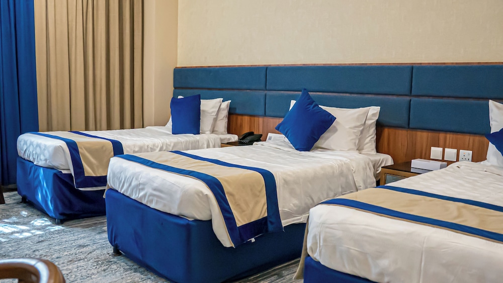 Triple Room, 3 Twin Beds photo 1