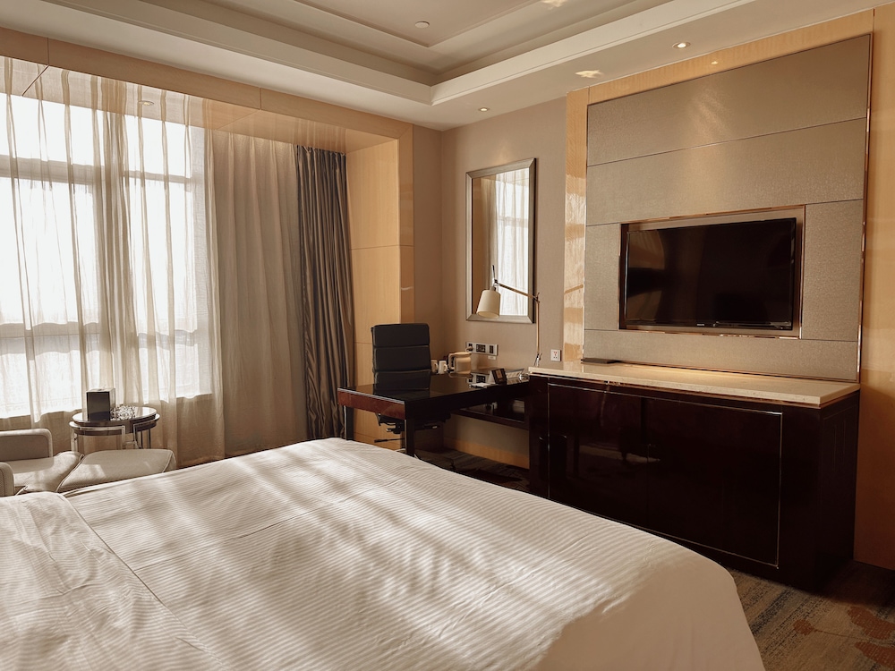 Executive Deluxe Double Room photo 3